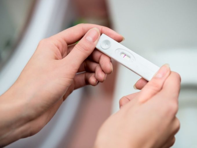 consejos-para-mejorar-tu-fertilidad-infertilidad-es-mas-comun-de-lo-que-crees-prueba-de-embarazo-negativa